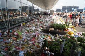 Flowers for the victims of MH17